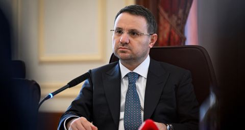 Bakan Gürlek: “Vatandaşlarımızın Yaşadığı Trafik Kazalarını Fırsata Çevirerek Kişisel Verileri Üzerinden Haksız Kazanç Sağlamaya Çalışanlar Yargı Önünde Hesap Verecektir”